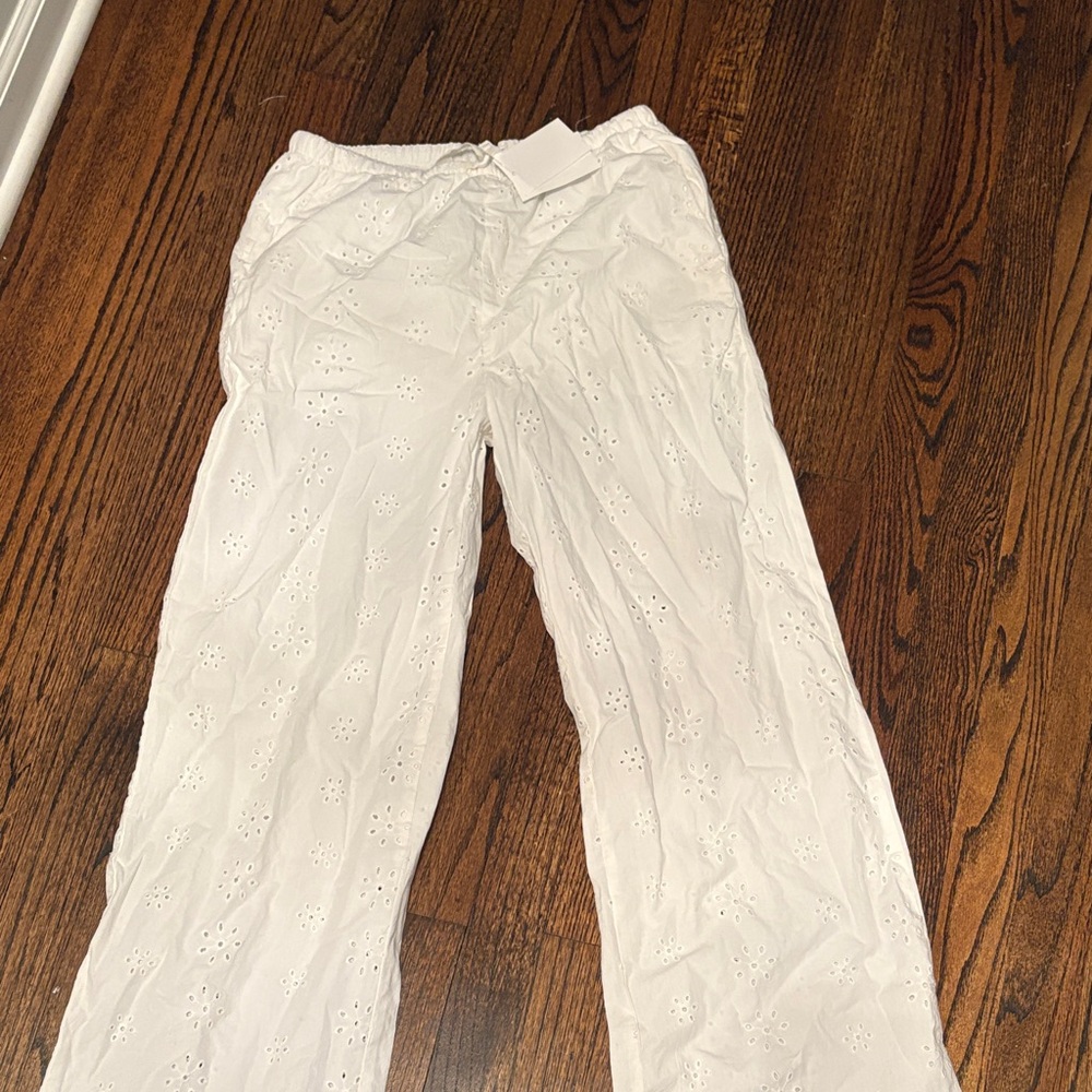 H&M White Eyelet Elastic-Waist Cotton Pants